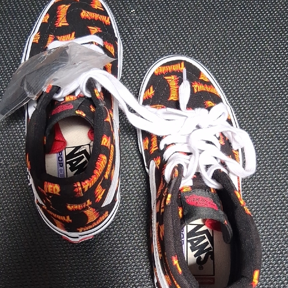 Vans "OFF THE WALL" "THRASHER FLAMES" High-Top SKATEBOARDING Sneakers - Picture 5 of 7